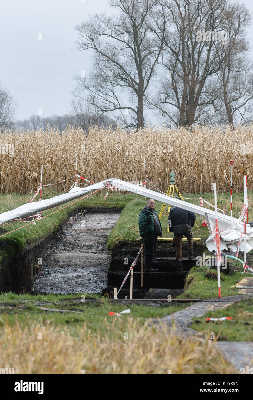 Oldenburg, Germany. 21st Nov, 2017. An excavation site at the planned