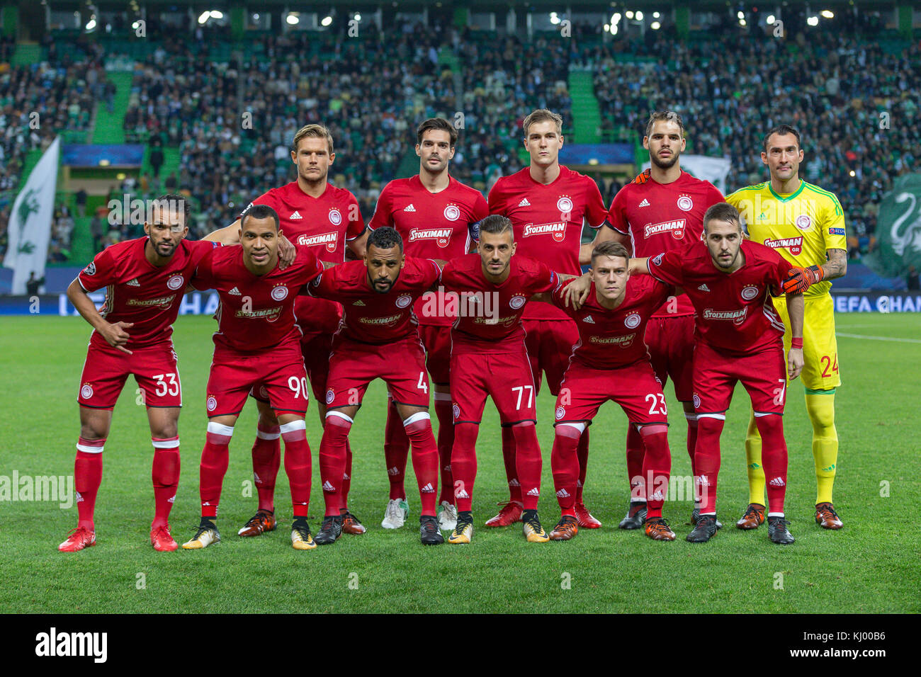 Lisbon, Portugal. 22nd Nov, 2017. November 22, 2017. Lisbon, Portugal. Olympiakos starting team for the game of the 5th round of the UEFA Champions League Group D, Sporting v Olympiakos Credit: Alexandre de Sousa/Alamy Live News Stock Photo