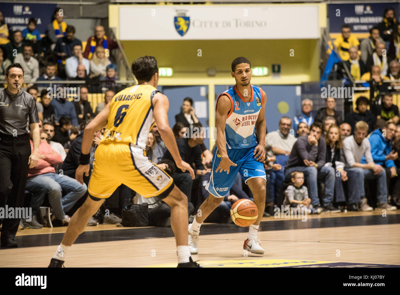 Turin, Italy. 19th Nov, 2017. Smith Jaime (Pallacanestro Cantù) during ...