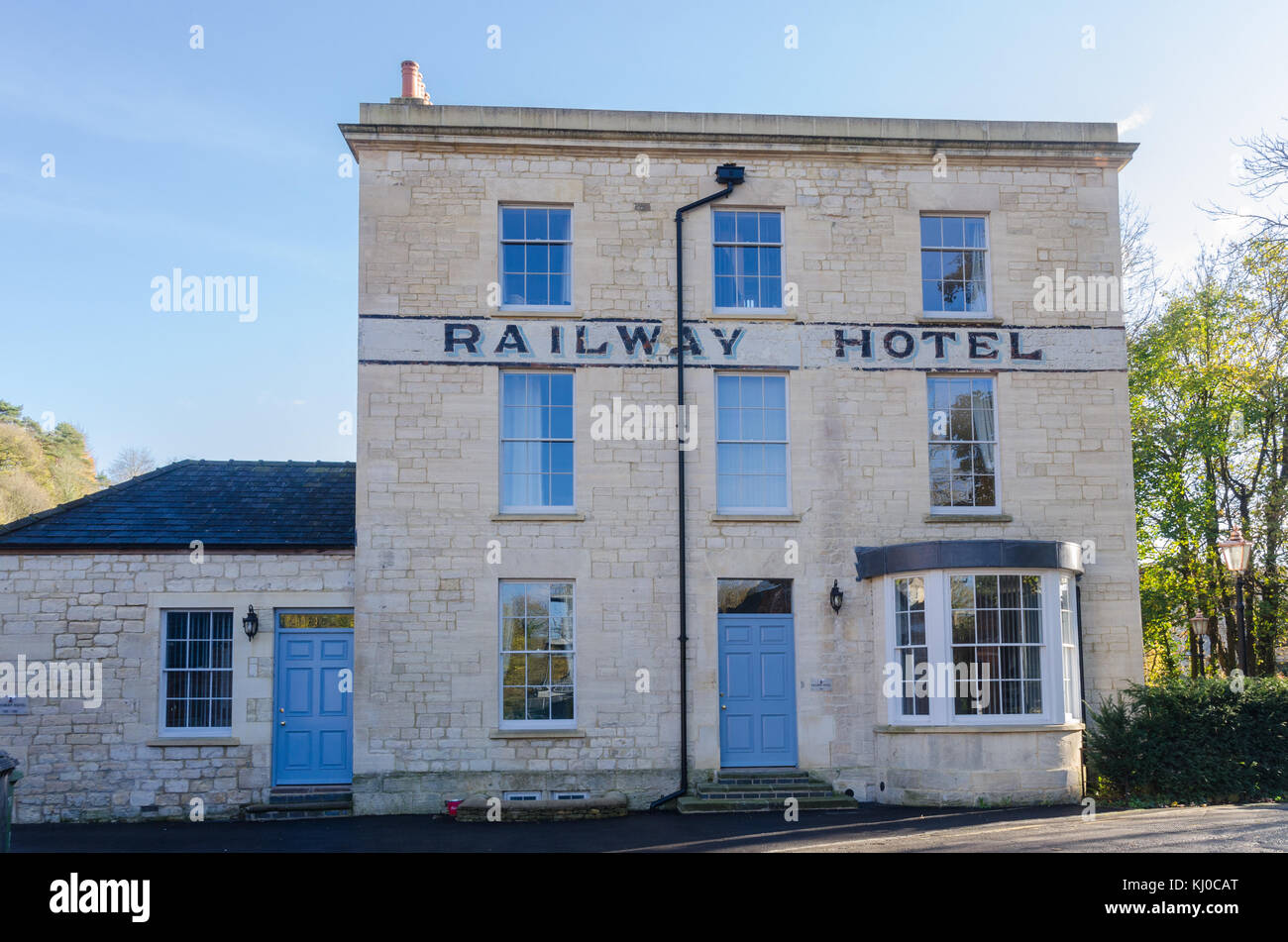 Railway Hotel Serviced Apartments in the Cotswold town of Nailsworth