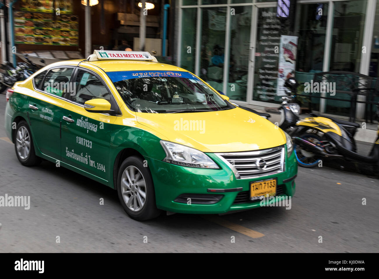 Green and Yellow Taxi Cab in Bangkok, Thailand Stock Photo Alamy