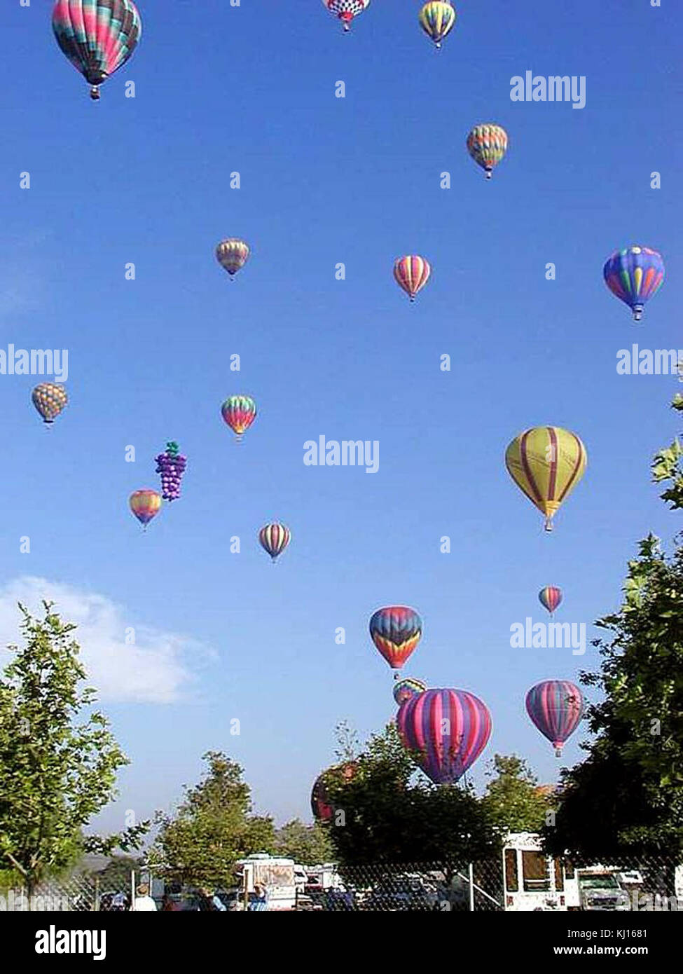 Balloons release festival hi-res stock photography and images - Alamy