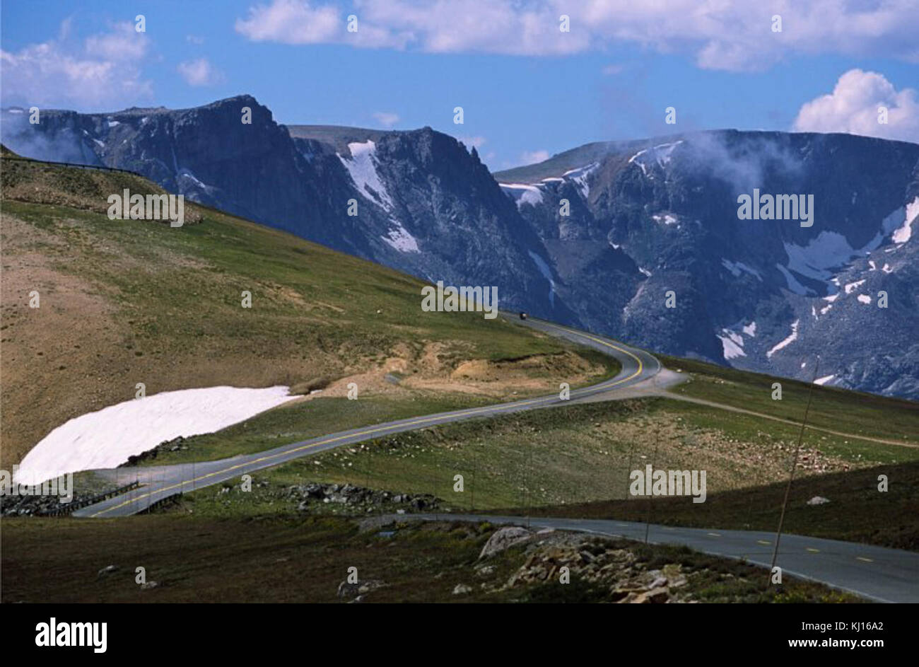 Beartooth highway pass american hi-res stock photography and images - Alamy