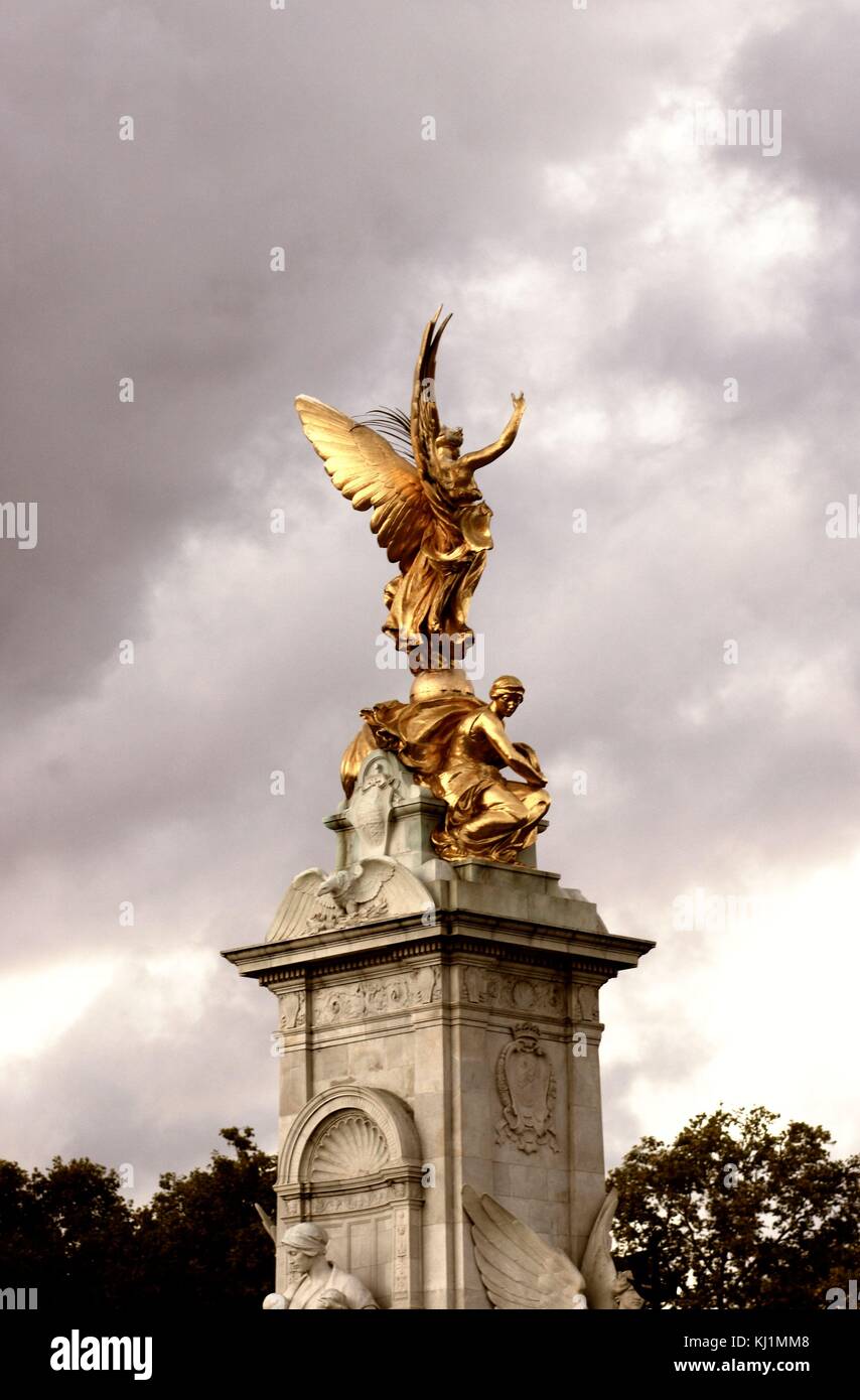 Victoria Memorial in St. James's Park, London Stock Photo