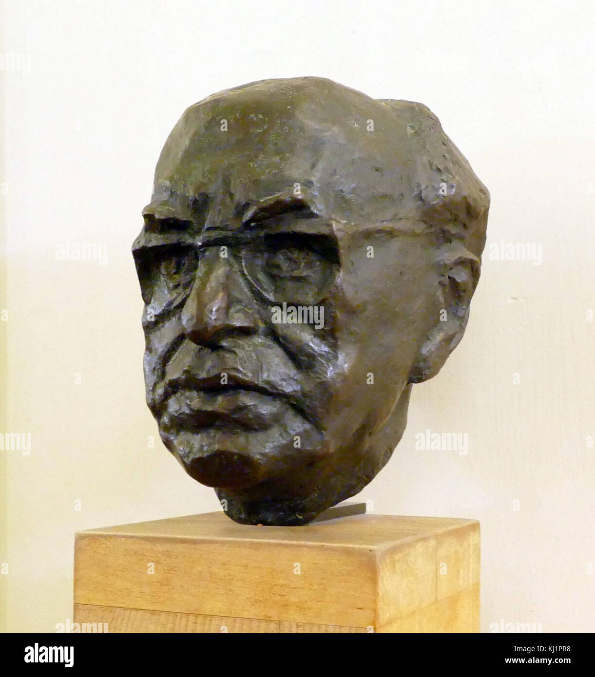 1963 Bust depicting Zalman Shazar; Israeli politician, author and poet. Shazar served as the third President of Israel from 1963 to 1973 Stock Photo