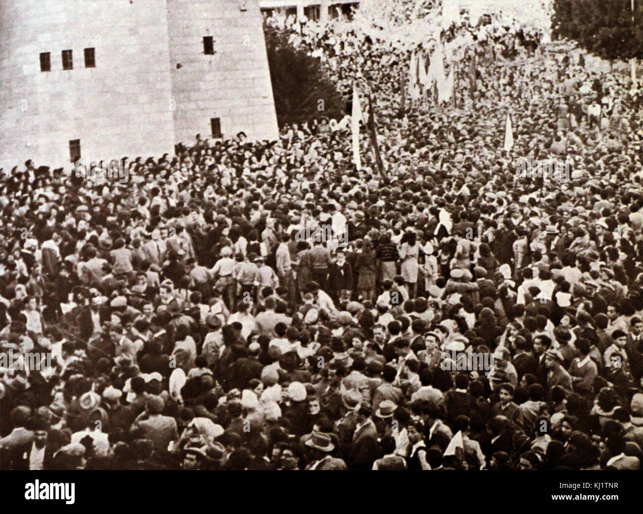 Palestine war 1947 hi-res stock photography and images - Alamy