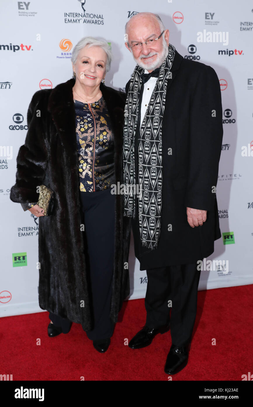 New York, USA. 20th November, 2017. Silvio Eduardo and  Maria Célia de Abreu during the 45th International Emmy awards gala in New York city on November 20, 2017. The International Emmy Award is an award ceremony bestowed by the International Academy of Television Arts and Sciences in recognition to the best television programs initially produced and aired outside the United States. (Photo: Vanessa Carvalho/Brazil Photo Press) Stock Photo