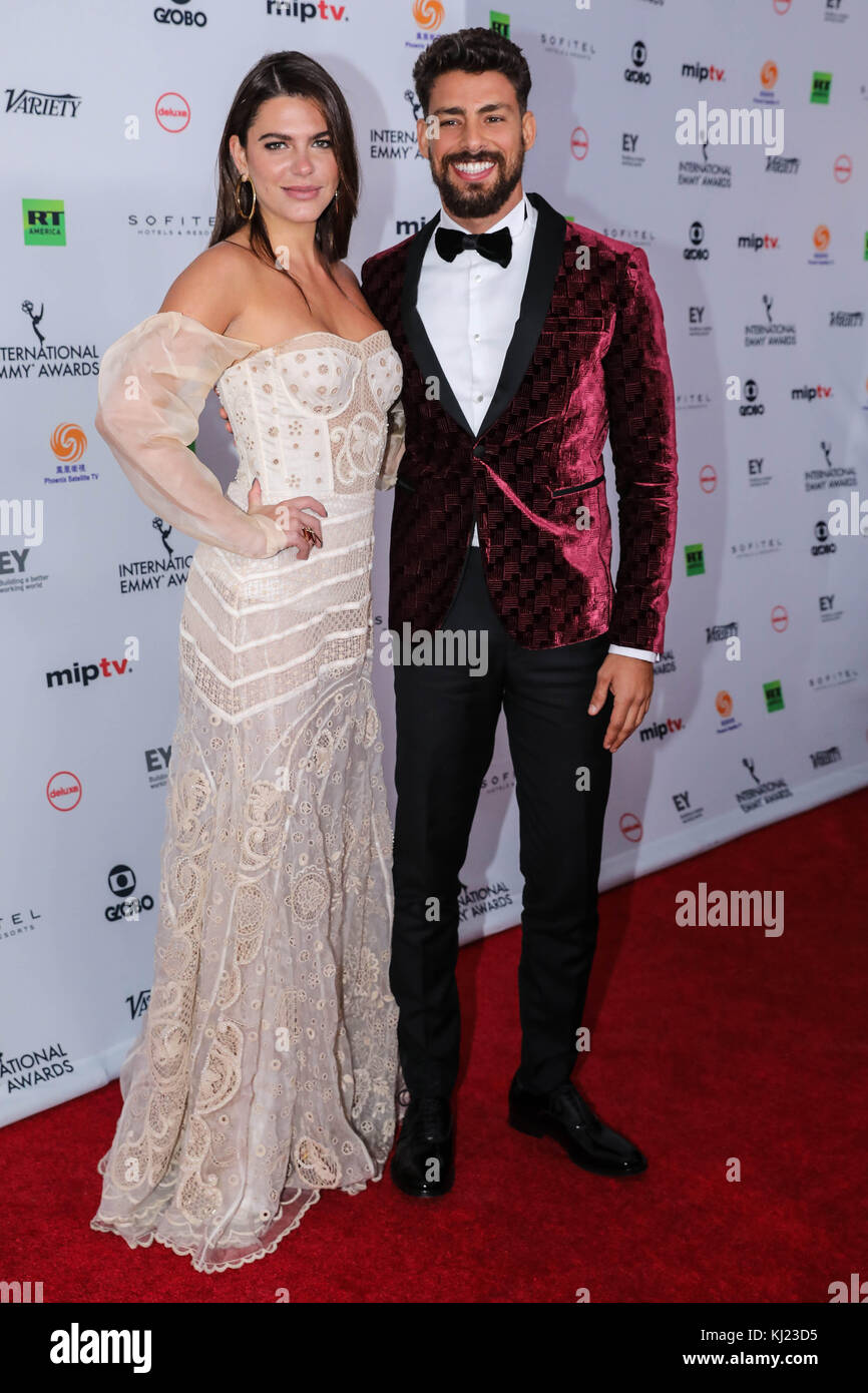 New York, USA. 20th November, 2017. Caua Reymond and Mariana Goldfarb during the 45th International Emmy awards gala in New York city on November 20, 2017. The International Emmy Award is an award ceremony bestowed by the International Academy of Television Arts and Sciences in recognition to the best television programs initially produced and aired outside the United States. (Photo: Vanessa Carvalho/Brazil Photo Press) Stock Photo
