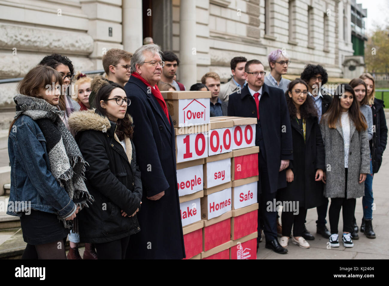 London, United Kingdom. 21st November 2017.Peter Dowd MP, Labour's Shadow Chief Secretary to the Treasury and Andrew Gwynne MP, Labour’s Shadow Secretary of State for Communities and Local Government deliver Labour’s ‘Make Homes Safe’ Petition to the Treasury. Credit: Peter Manning/Alamy Live News Stock Photo