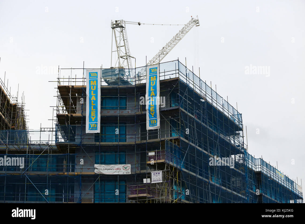 North London. UK 21 Nov 2017 - A new housing estate, with properties available to purchase in North London property as Britain's Chancellor of the Exchequer Philip Hammond is expected to announce plans to build 300,000 homes every year, in his autumn budget on Wednesday, 22 November 2017. It has been reported in the Sunday Times newspaper that Philip Hammond will do 'whatever it takes' to meet this target. Stock Photo