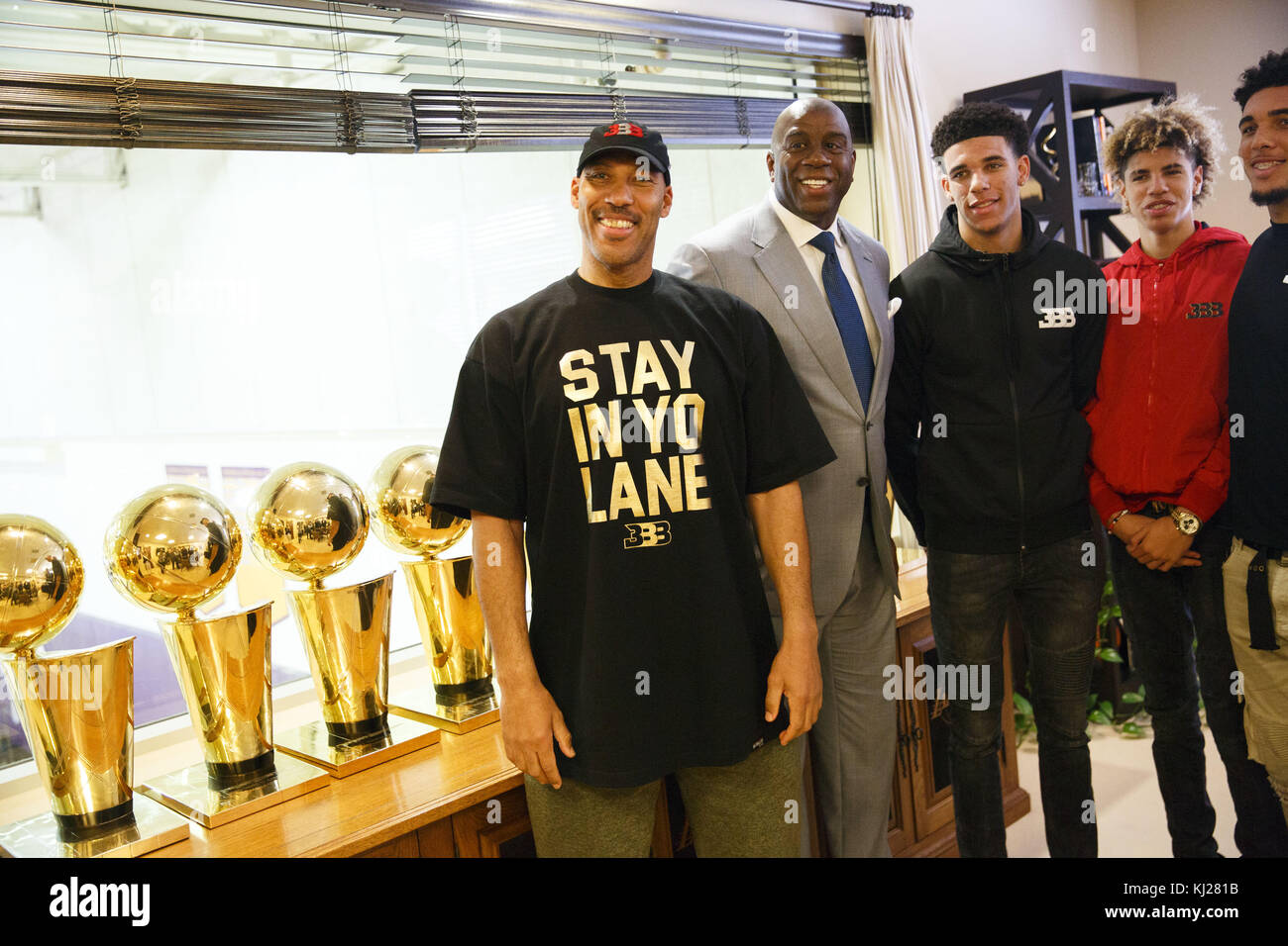 LaMelo Ball DRAFTED by the Lakers? [LAVAR ANGRY] 