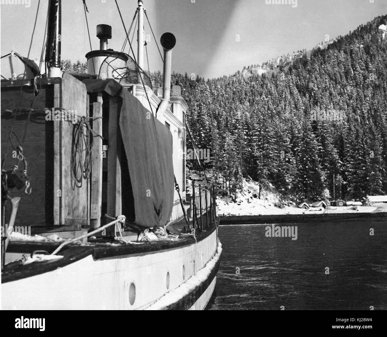 Old boat Black and White Stock Photos & Images - Alamy