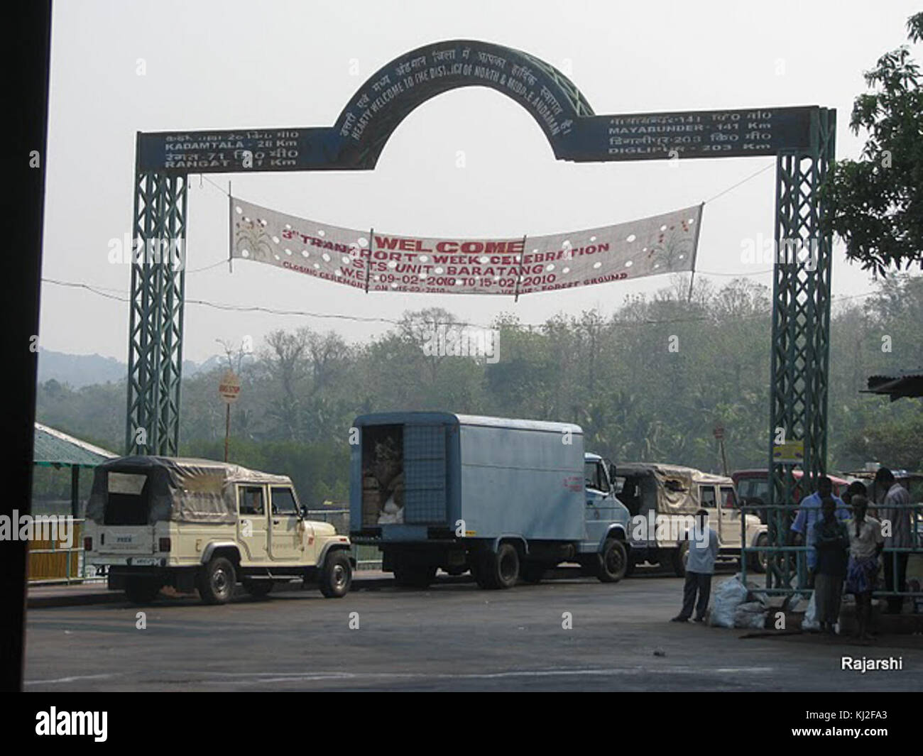 Directions at Baratang jetty Stock Photo Alamy