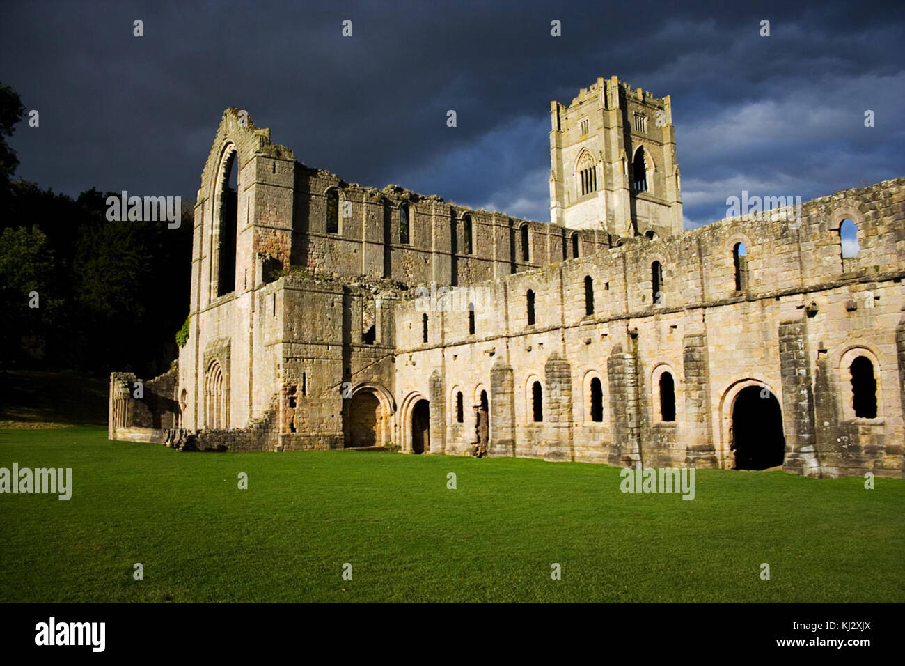 Fountains Abbey at night Stock Photo Alamy
