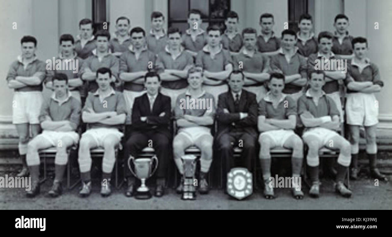 QUB 1958 Sigerson Team Stock Photo Alamy qub-1958-sigerson-team-stock-photo-alamy