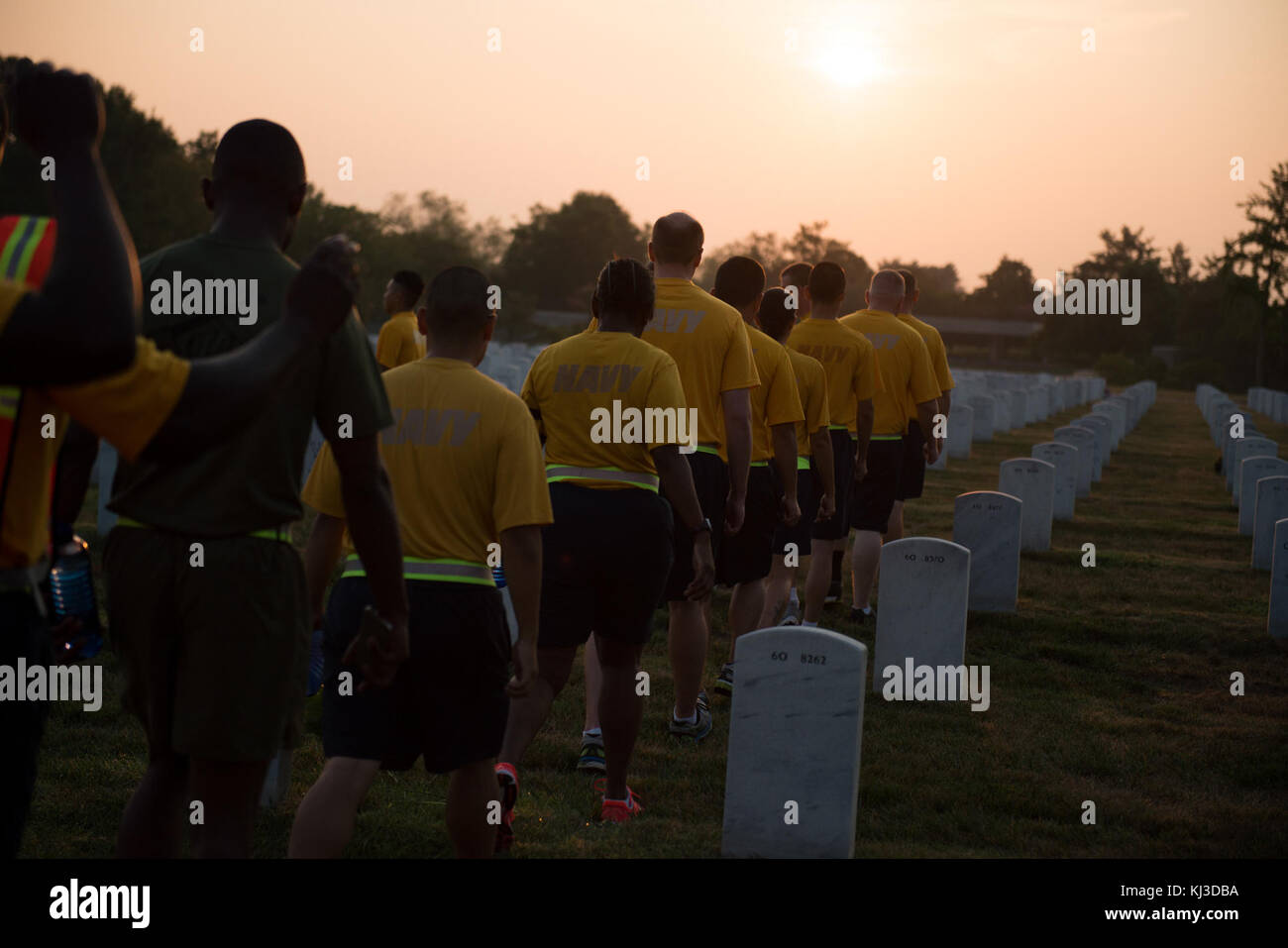 Chief Petty Officers and CPO selects visit graves in Arlington National Cemetery (20954958239) Stock Photo