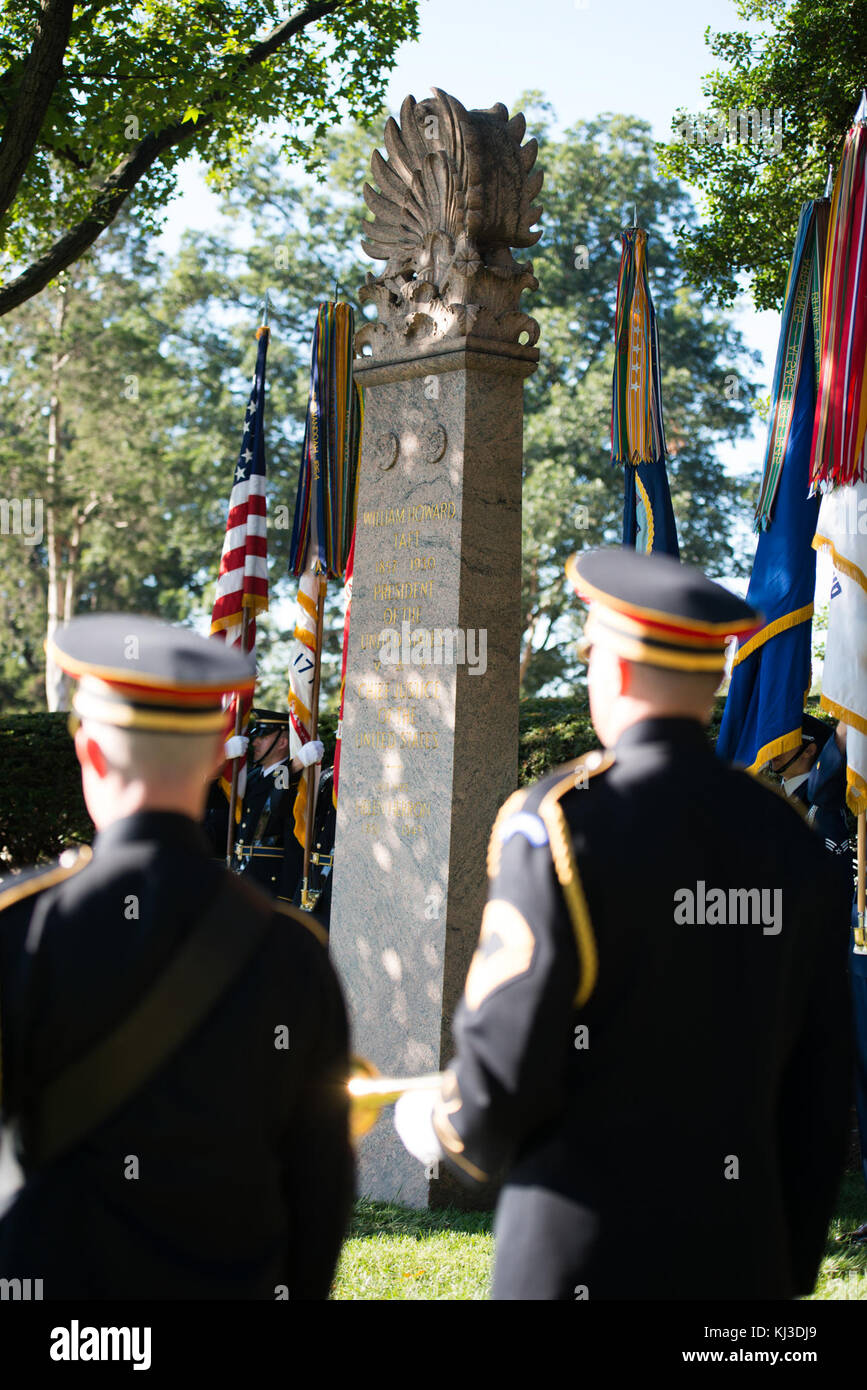 The U.S. Army Military District of Washington conducts a Presidential Armed Forces Full Honor Wreath-Laying Ceremony at the grave of President William H. Taft in Arlington National Cemetery to celebrate his 158th birt 0096 Stock Photo