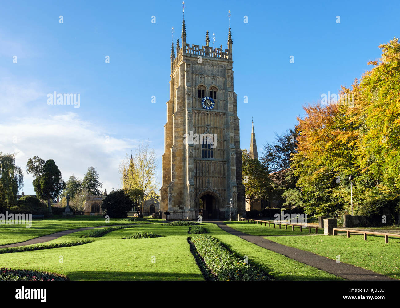 Abbot Lichfield's old Abbey Bell Tower in the Abbey Park with autumn trees in Cotswolds town. Evesham, Worcestershire, England, UK, Britain Stock Photo