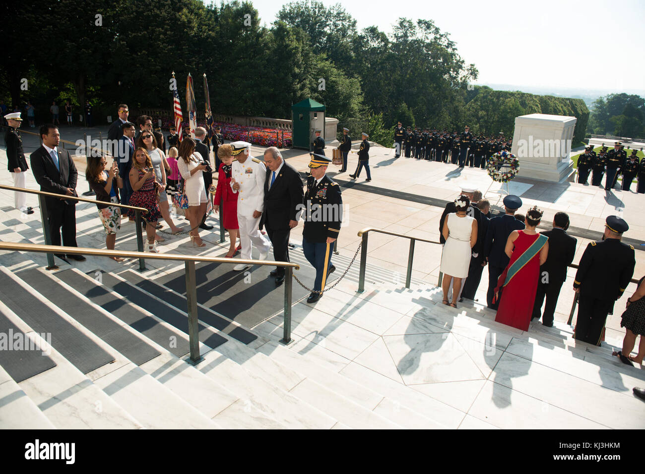 Full honors Army wreath laying at the Tomb of the Unknown Soldier in Arlington National Cemetery to honor the 72nd anniversary of the Liberation of Guam and the battle for the Northern Mariana Islands (27559239194) Stock Photo