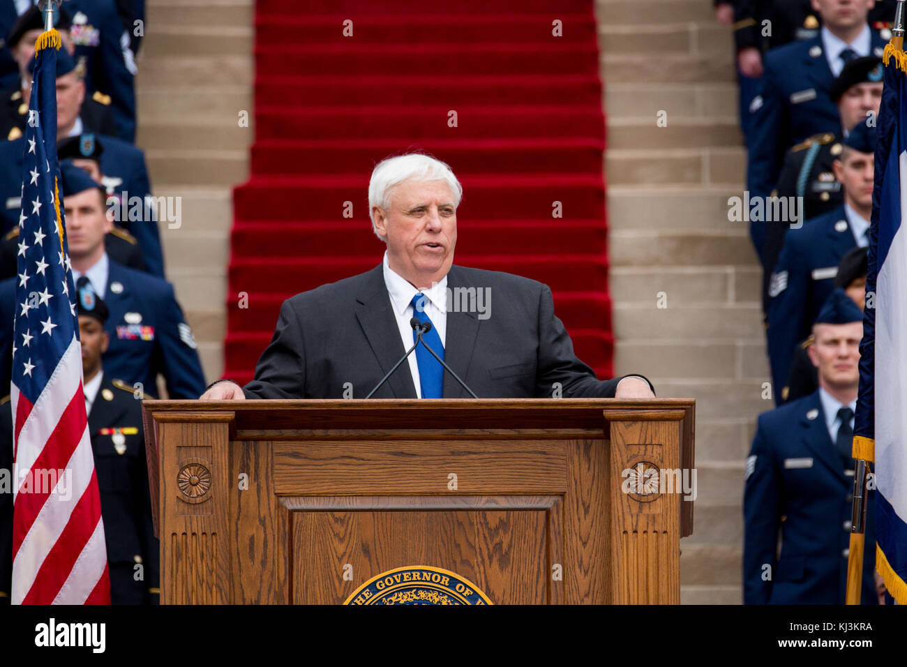 Jim Justice 2017 InaugurationHighlights PB-57 (31595203953) Stock Photo