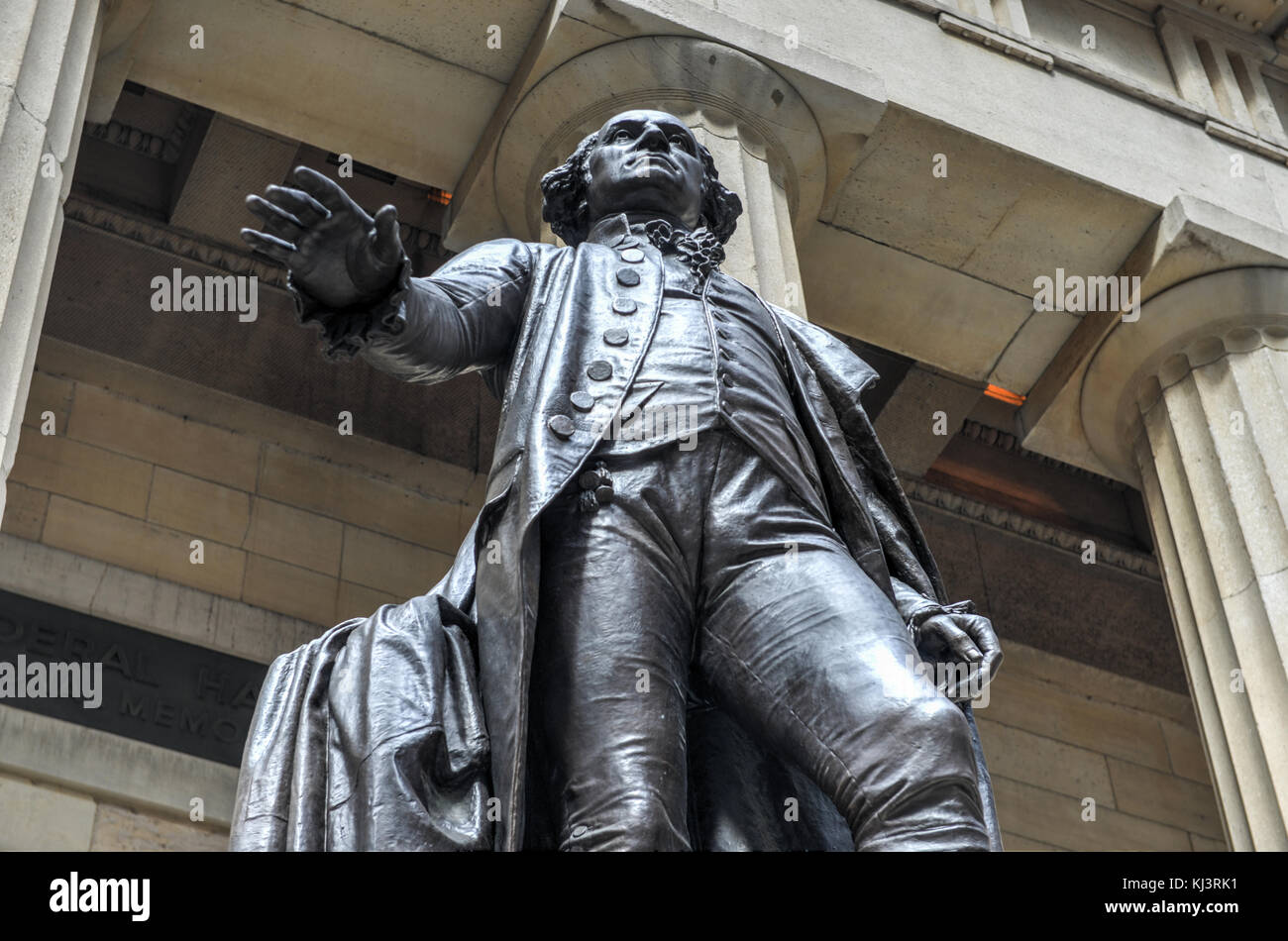 George Washington Statue at Federal Hall National Monument in New York ...
