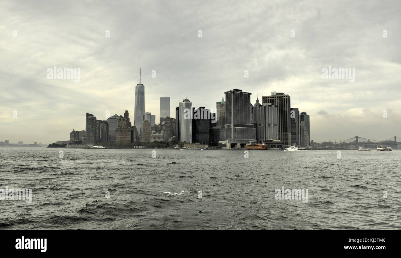 View of Downtown Manhattan, New York from the East River Stock Photo ...