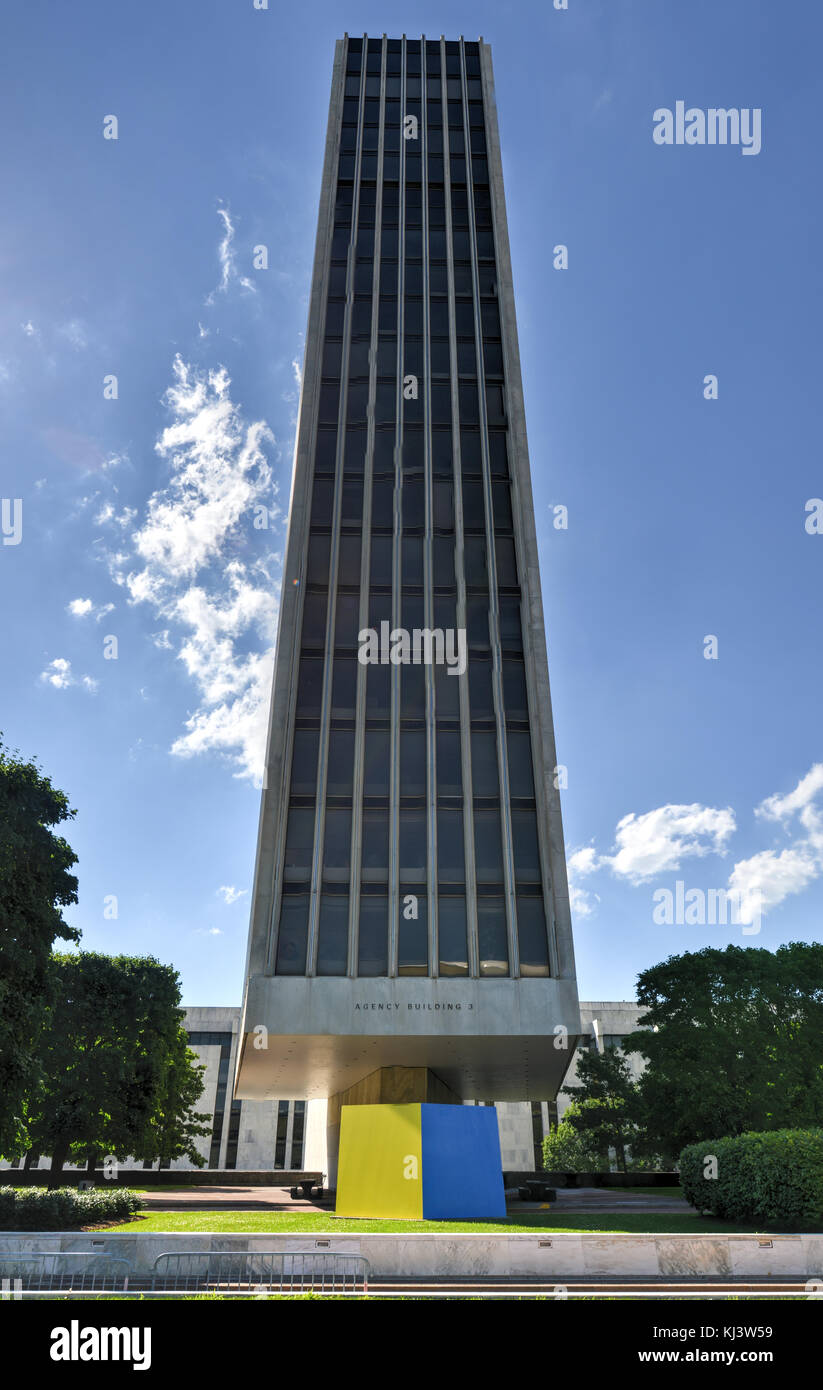 ALBANY NEW YORK JULY 6, 2014 Agency Building 3 of Empire State