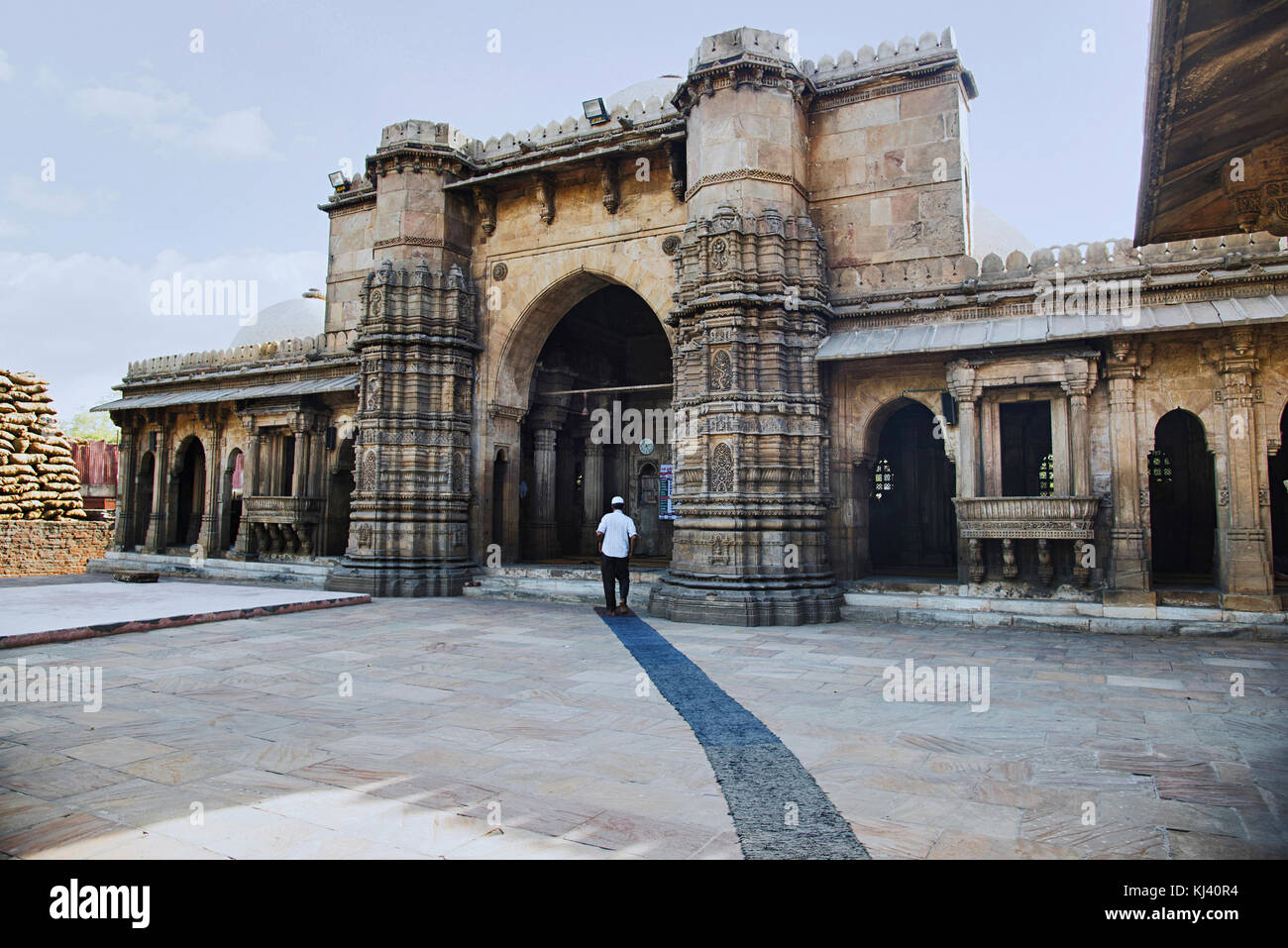 Mosque of Sultani, near  Dada Hari Ni Vav step well . Asarwa, Ahmedabad, Gujarat, India Stock Photo