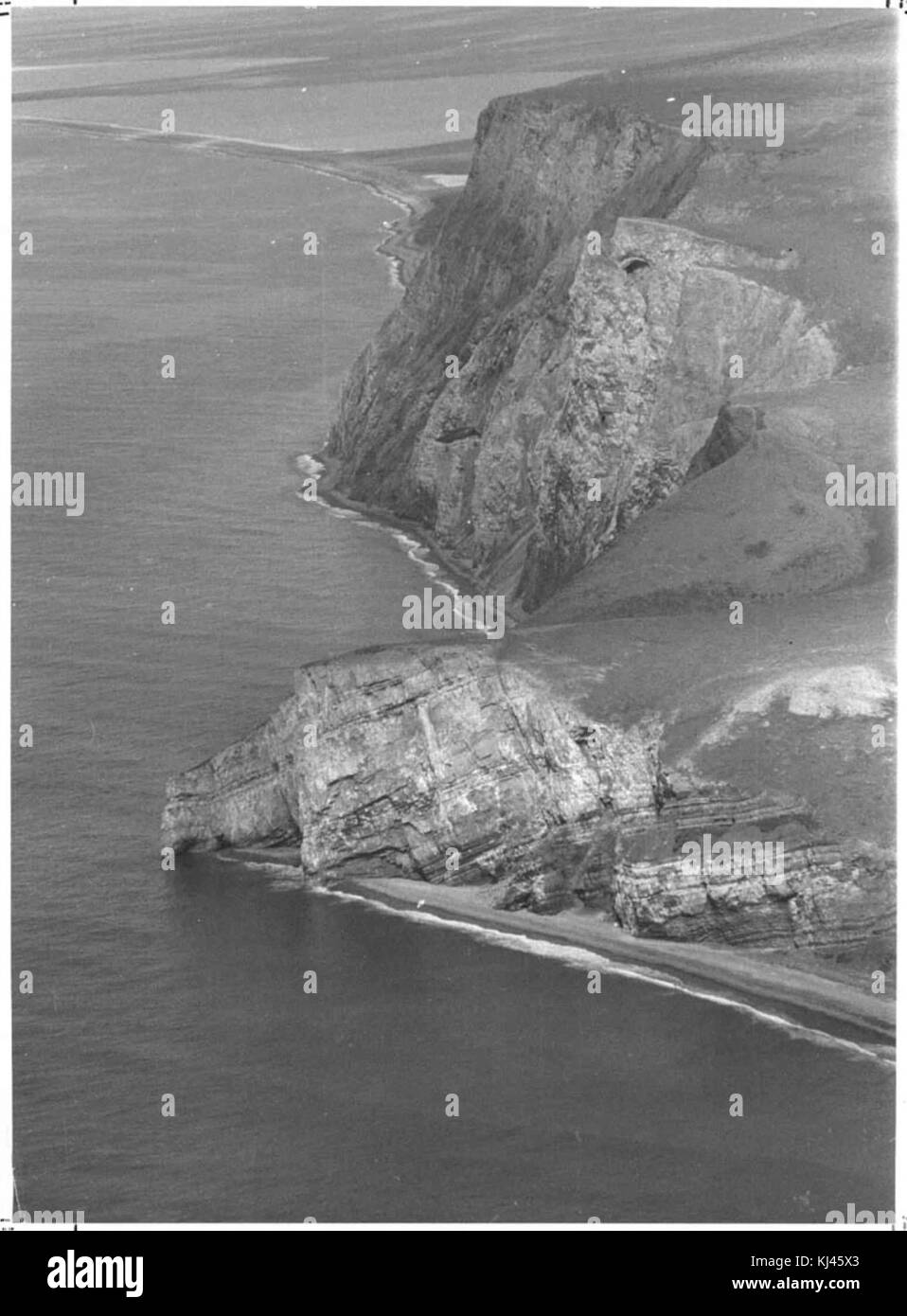 Rugged remote rocky Black and White Stock Photos & Images - Alamy