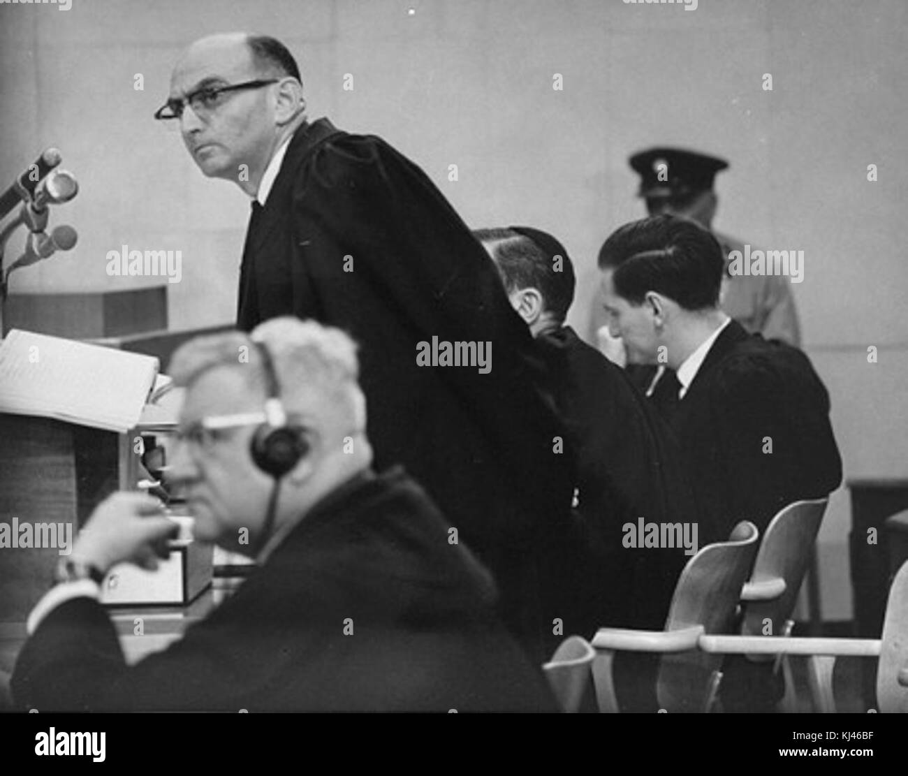 Gideon Hausner and Robert Servatius at the Eichmann trial USHMM No 65284 Stock Photo