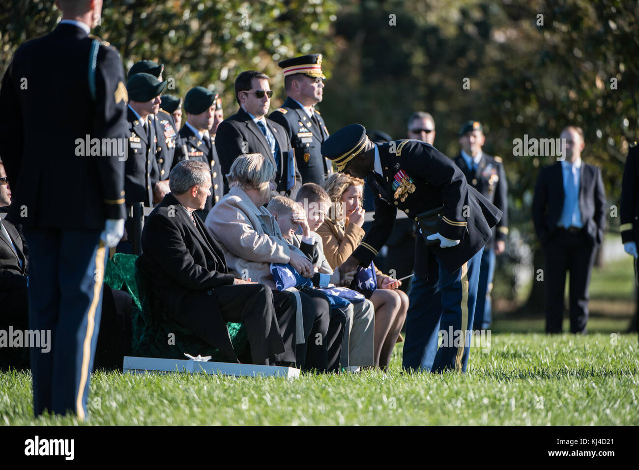 Graveside Service of U.S. Army Staff Sgt. Bryan Black in Section 60 of Arlington National Cemetery (37342205924) Stock Photo