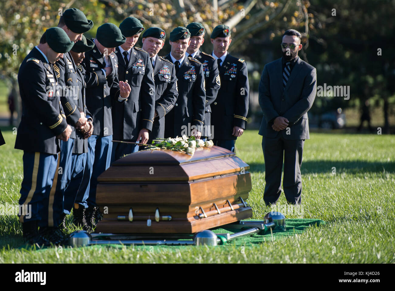 Graveside Service of U.S. Army Staff Sgt. Bryan Black in Section 60 of Arlington National Cemetery (37342193484) Stock Photo