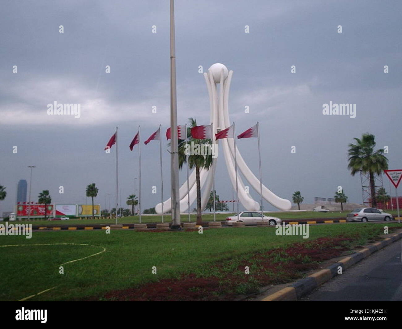 Bahrain M Gulf Roundabout1 Stock Photo Alamy
