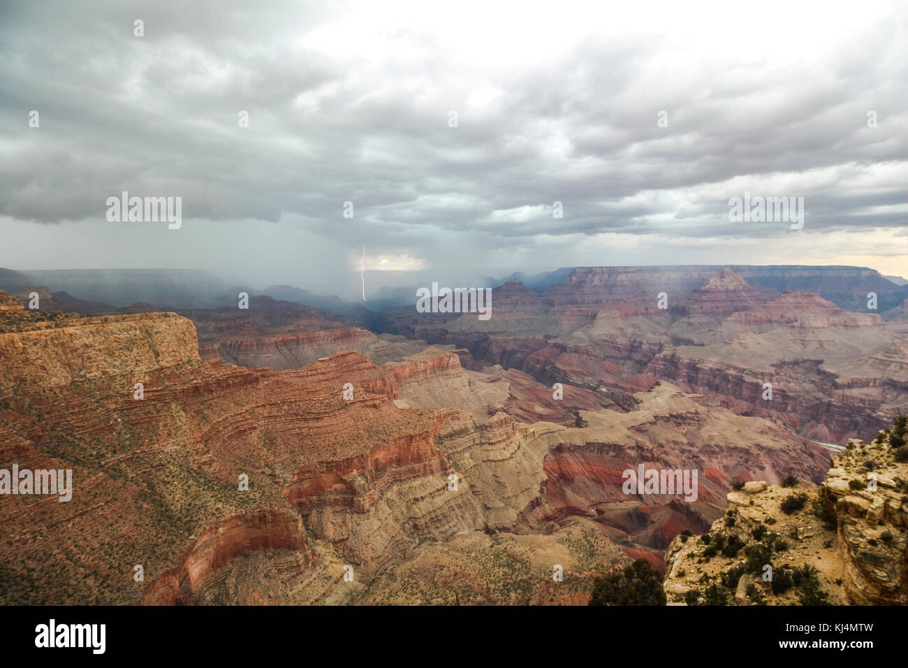 View at the Grand Canyon landscape with thunderstorm Stock Photo - Alamy