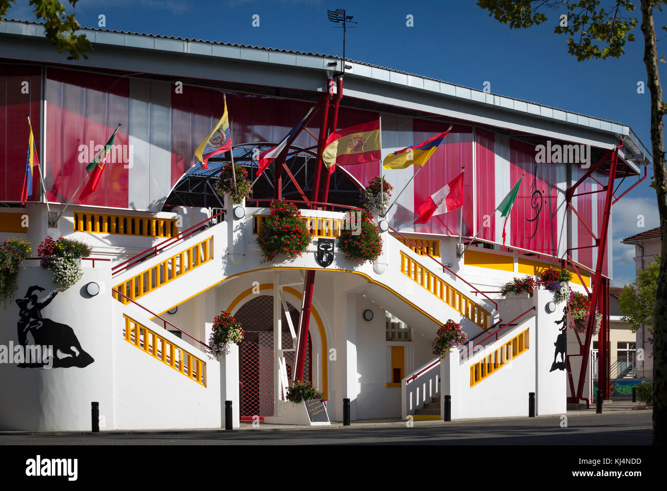 An exterior view of the recently renovated Pomarez arena (40360) (Landes (40), Nouvelle-Aquitaine, France). Stock Photo