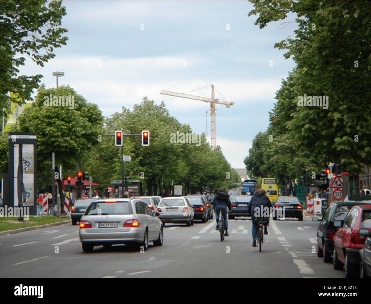 Unter_den_linden hi-res stock photography and images - Alamy Unter_den_linden hi-res stock photography and images - Alamy