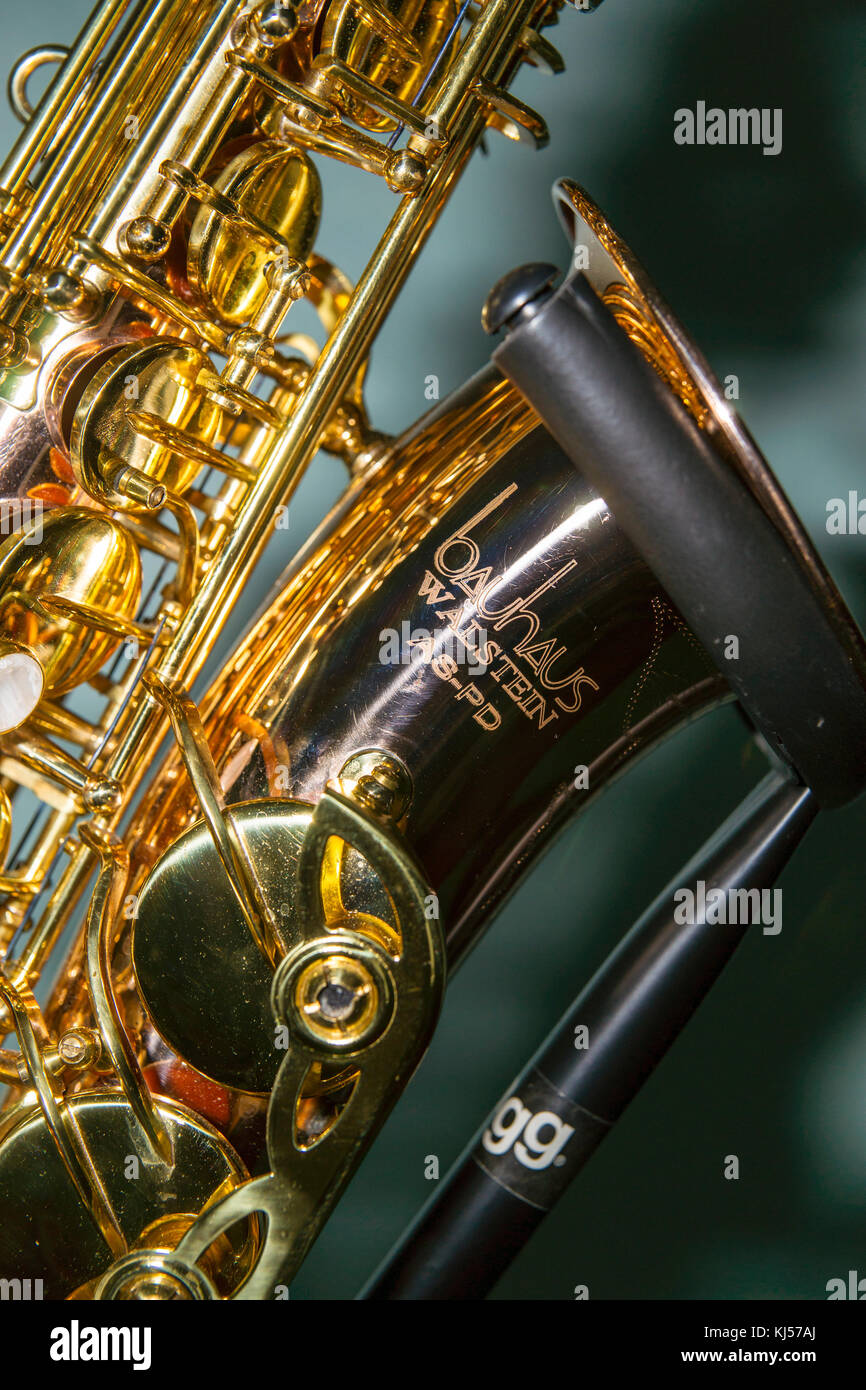Bauhaus walstein alto sax hires stock photography and images Alamy