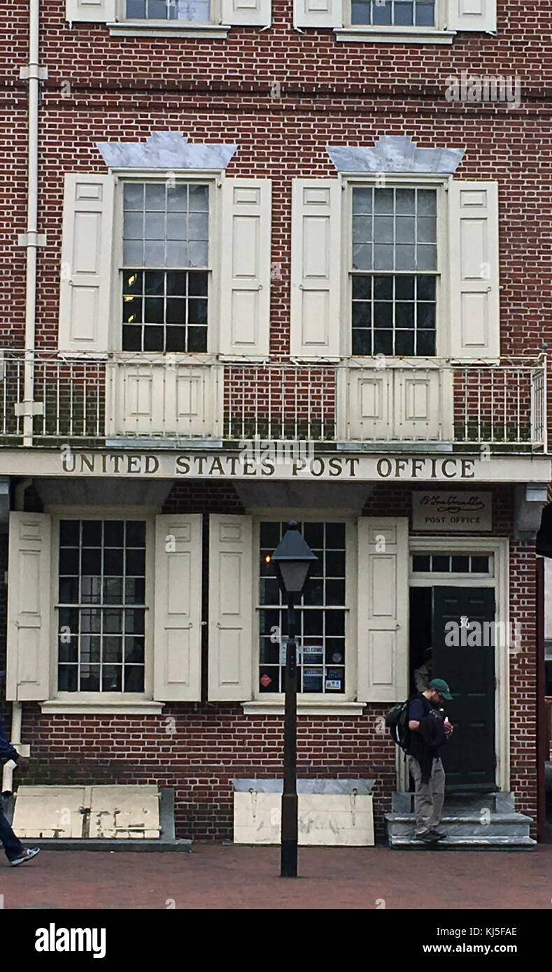 The exterior of the Franklin Post Office built in honour of Benjamin