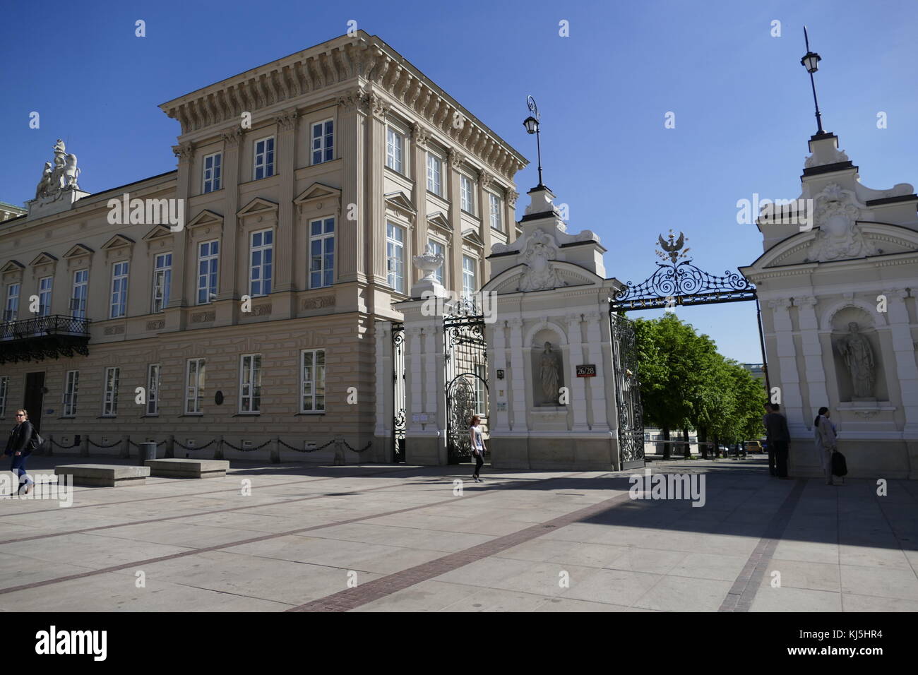 Main gate on Krakowskie Przedmie?cie to the University of Warsaw (Uniwersytet Warszawski), established in 1816, is the largest[6] university in Poland Stock Photo