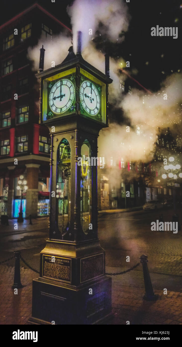 Historic steam clock in Vancouver's Gastown at night Stock Photo Alamy