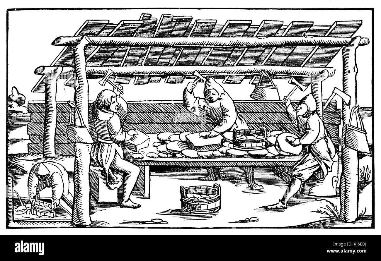 Processing of gold and silver ores in the 16th century. By Sebastian Münster, cosmography, 1550 (Bearbeitung von Gold- und Silbererzen im 16. Jahrhundert. Nach Sebastian Münster, Kosmographie, 1550) Stock Photo