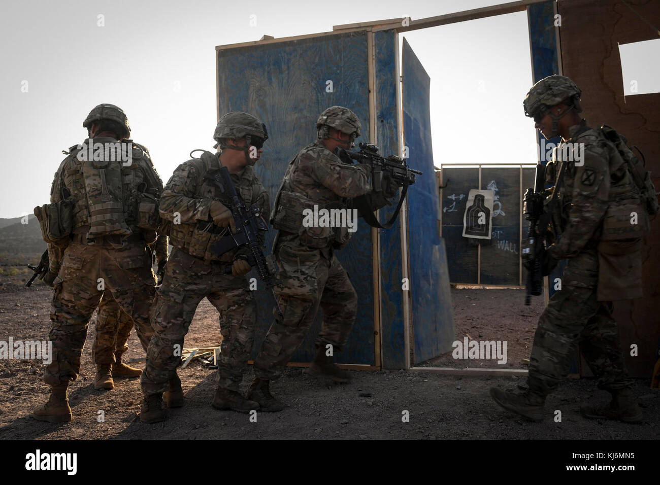 1 32 infantry hi-res stock photography and images - Alamy