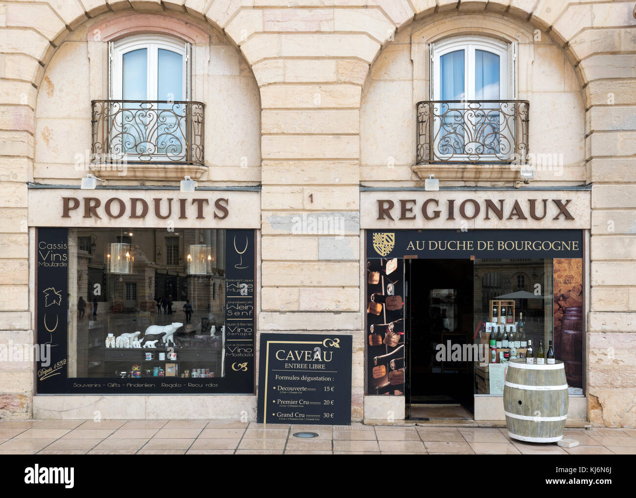 Shop selling regional wine and other regional produce, Dijon, Cote-d'Or, Burgundy, France Stock Photo
