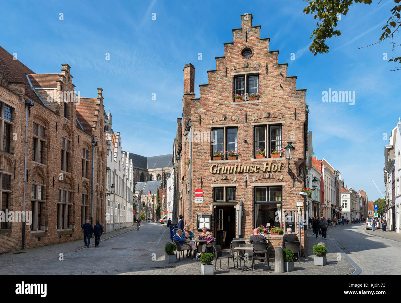 Gruuthuse Hof bar on Mariastraat in the city centre, Bruges (Brugge), Belgium. Stock Photo