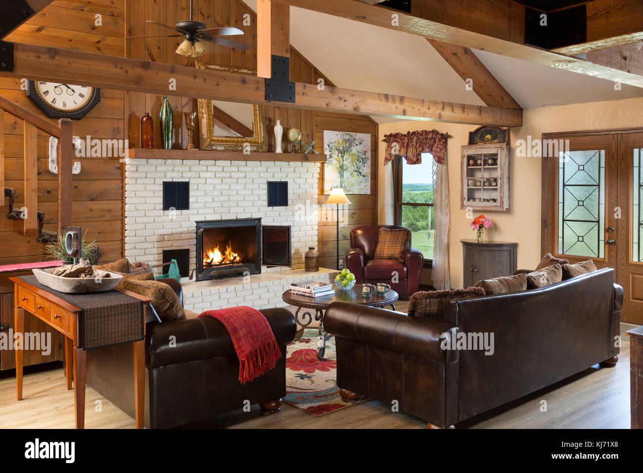 Large living room with fireplace, Cedar Crest Lodge, Pleasanton, Kansas, USA Stock Photo