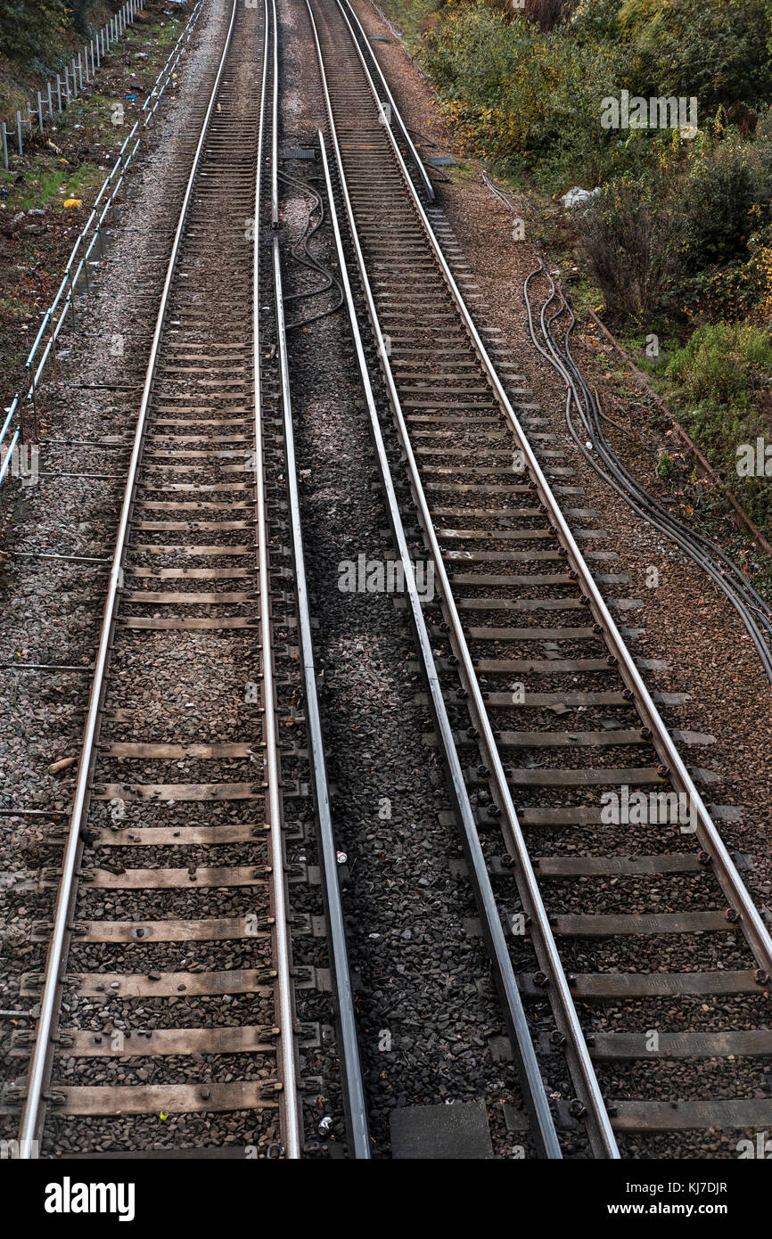 Rail gtracks hires stock photography and images Alamy