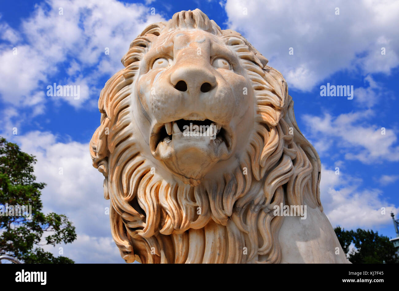 Sculpture of the Medici Lion on the southern facade of the Vorontsov Palace, Alupka, Crimea, Ukraine. Stock Photo