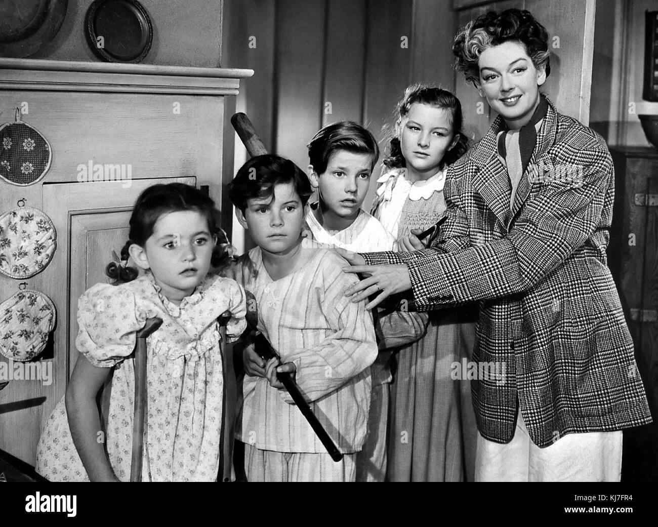 Eine Frau mit Unternehmungsgeist aka. Roughly Speaking, USA 1945 Regie: Michael Curtiz Darsteller: Rosalind Russell, Jack Carson, Robert Hutton Stock Photo