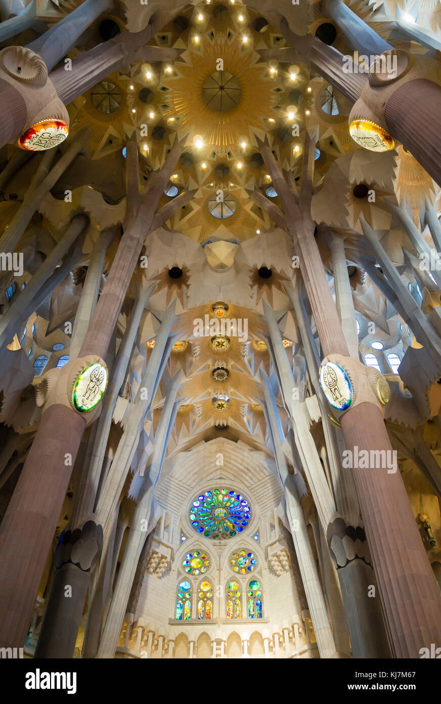 Barcelona, Spain - 11 Nov 2016: Spectacular interior of Barcelona's ...