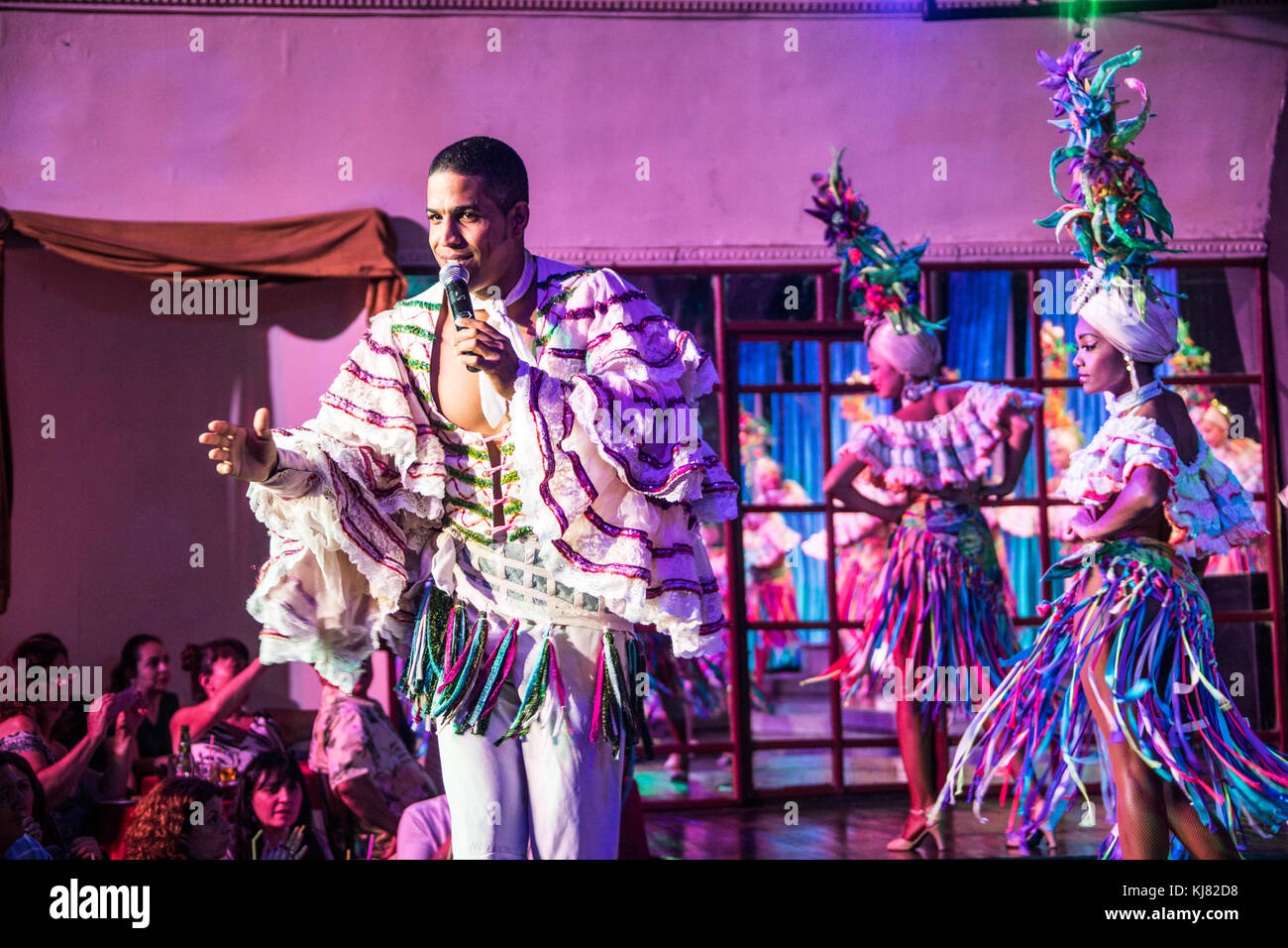 Cultural performance dancing at Cabaret Parisien, Havana, Cuba Stock Photo